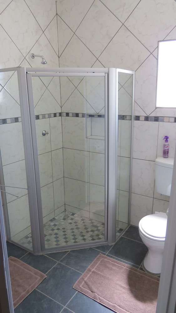 Orange House Self Catering Daire Aus Dış mekan fotoğraf