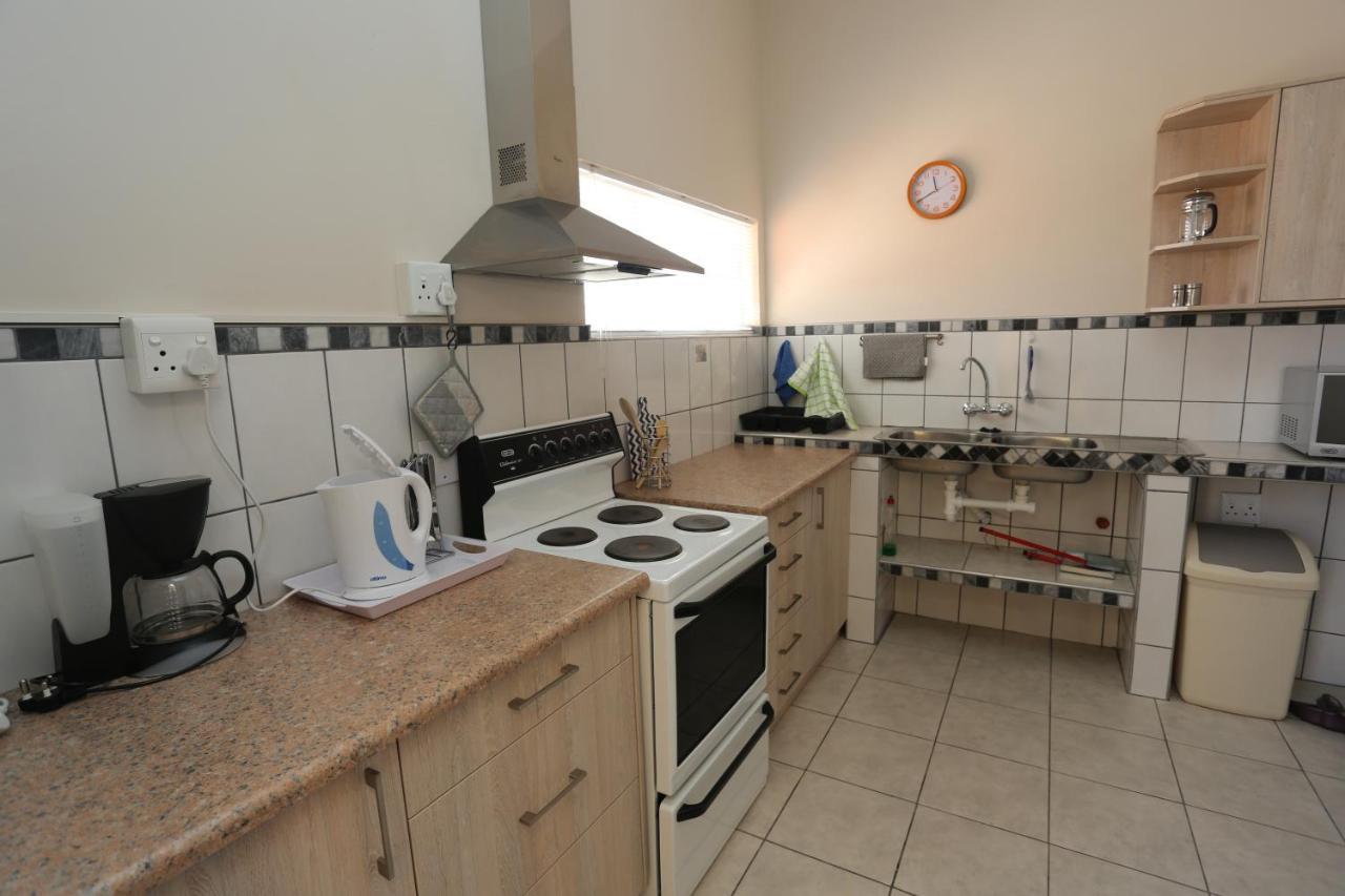 Orange House Self Catering Daire Aus Dış mekan fotoğraf